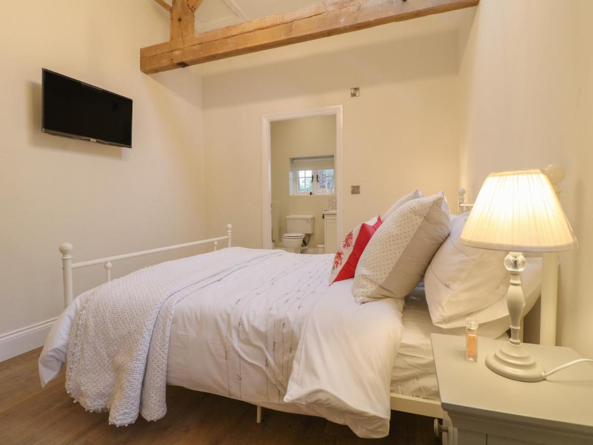 Barn Owl Villa Ashbourne  Exterior photo